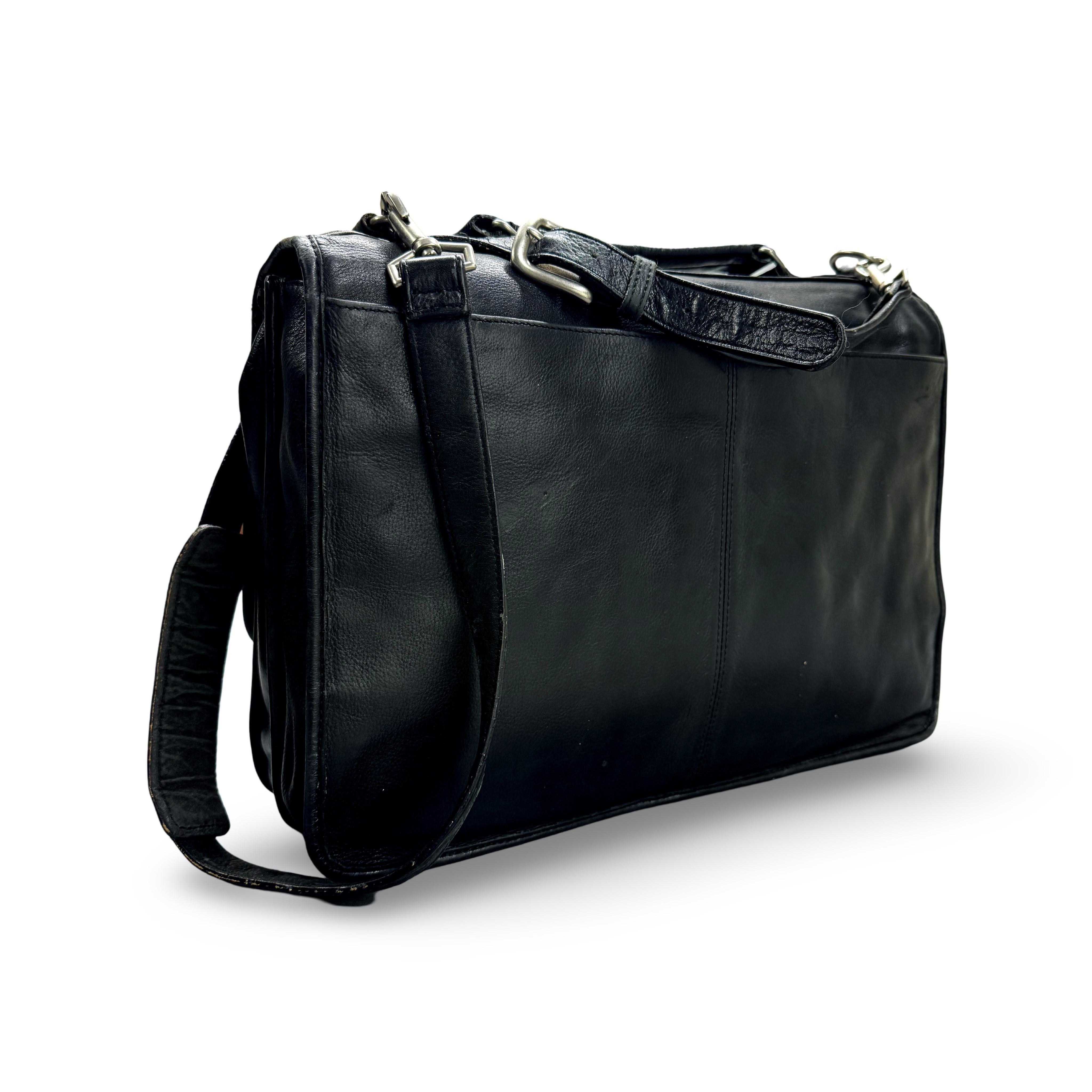 Wilsons Vintage Structured Messenger Bag | Genuine Grained Leather | Fits up to 15.6” Laptop