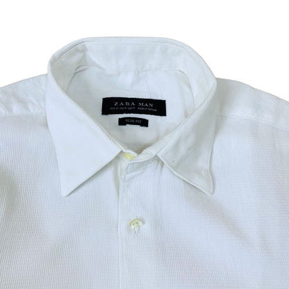 Zara Man White Small  Chest 19"