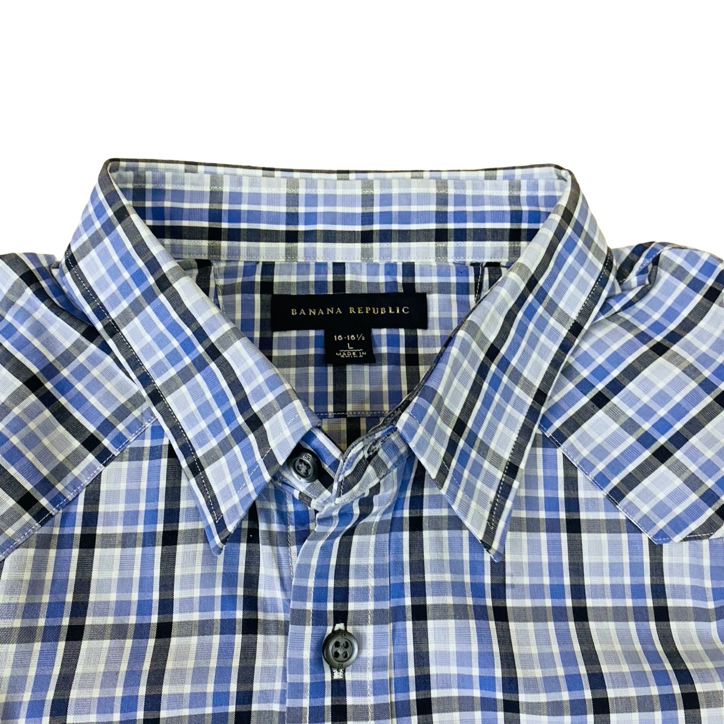 Banana republic  Blue check  Large  Chest 23”