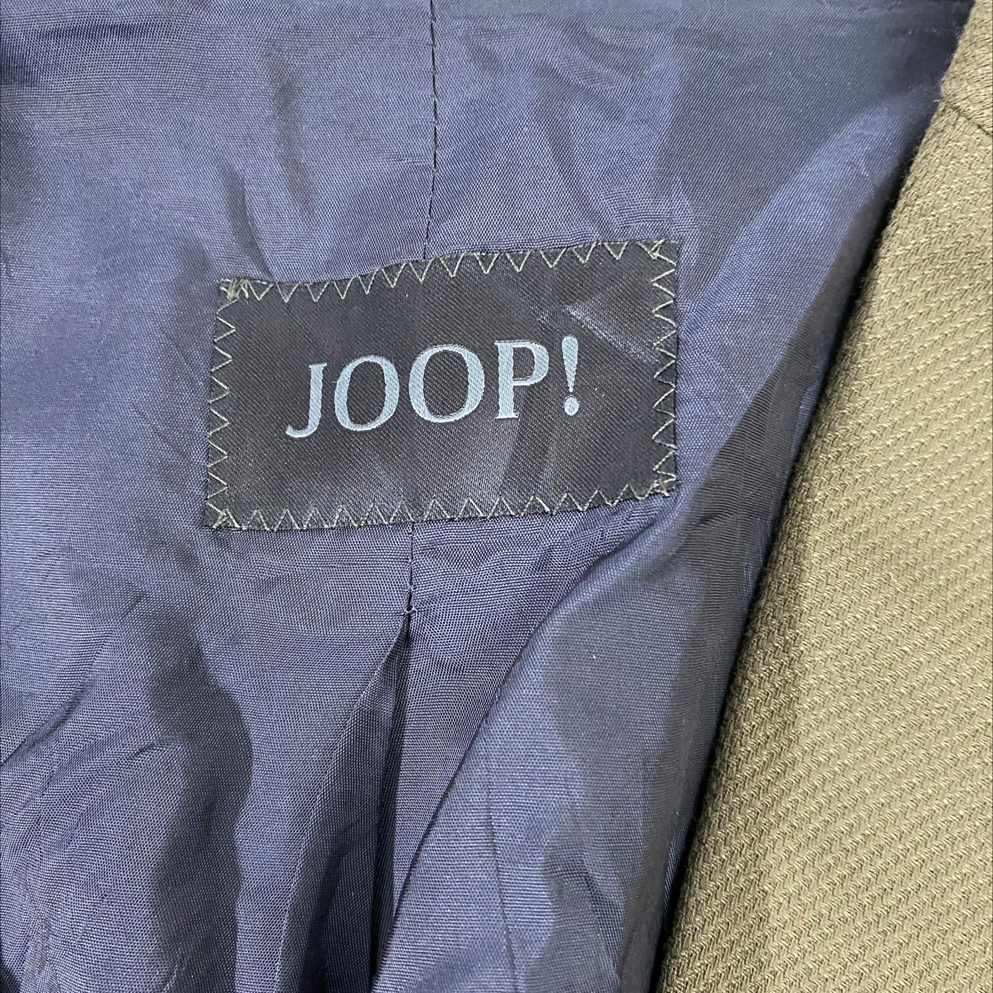 Joop Olive Texture Blazer [Chest 23.5”]