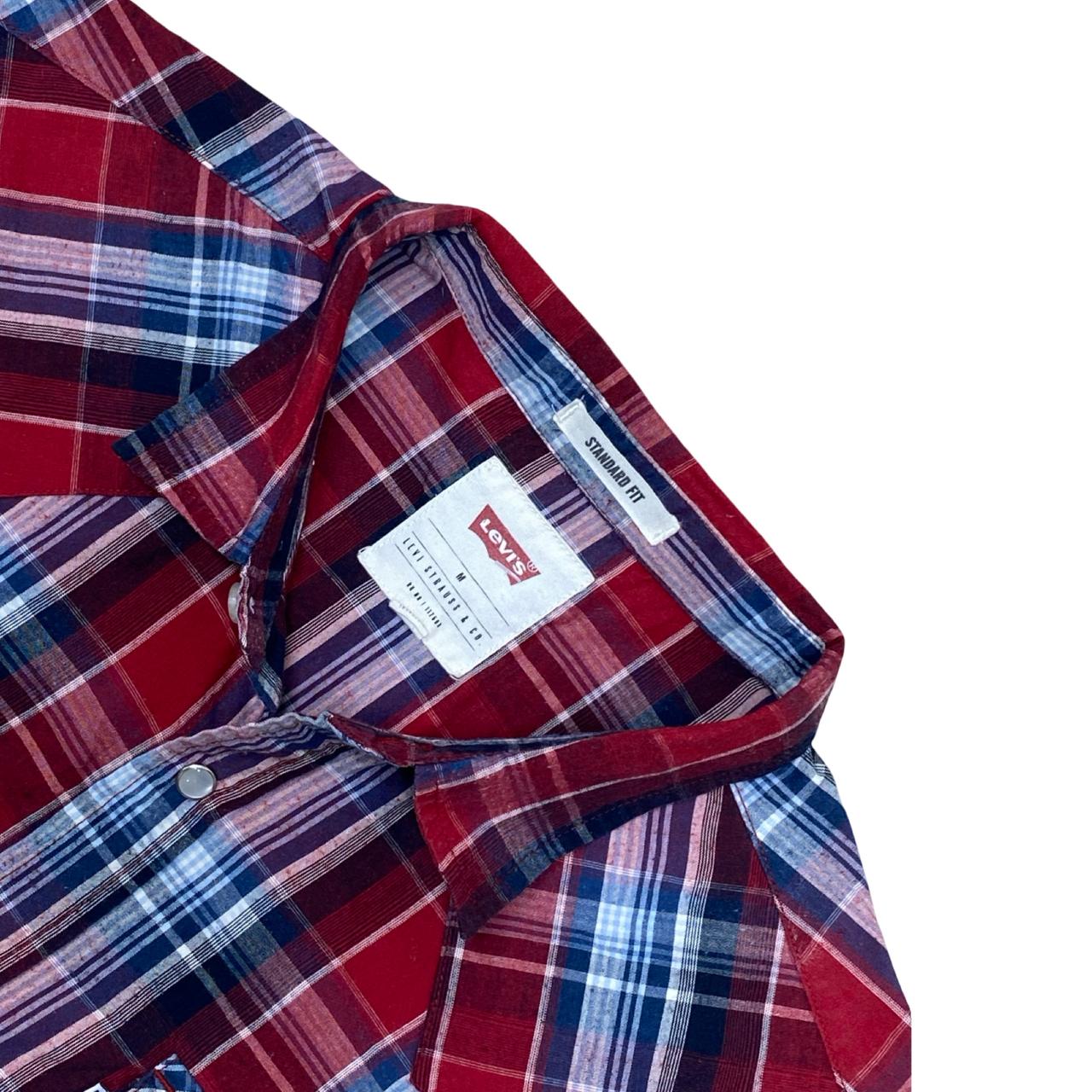 Levi’s Red Check Flannel Shirt | Medium | Chest 22”