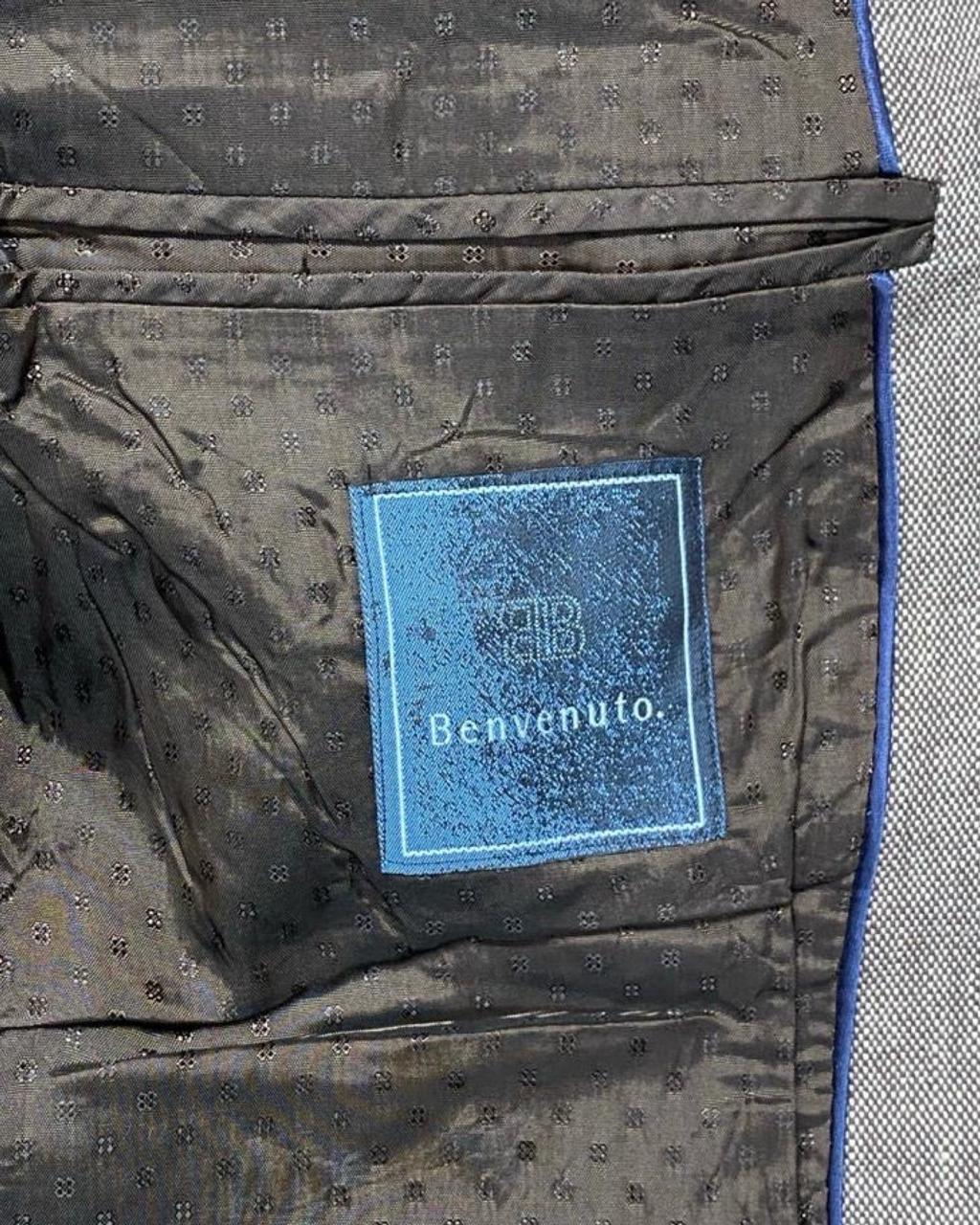 Benvenuto. Gray Linen-Blend Blazer | Medium | Chest 21.5”