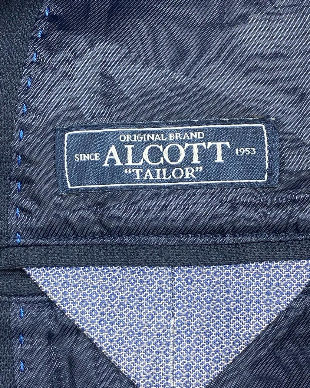 Alcott Tailor Navy Blazer | Size Small | Chest 19.5”