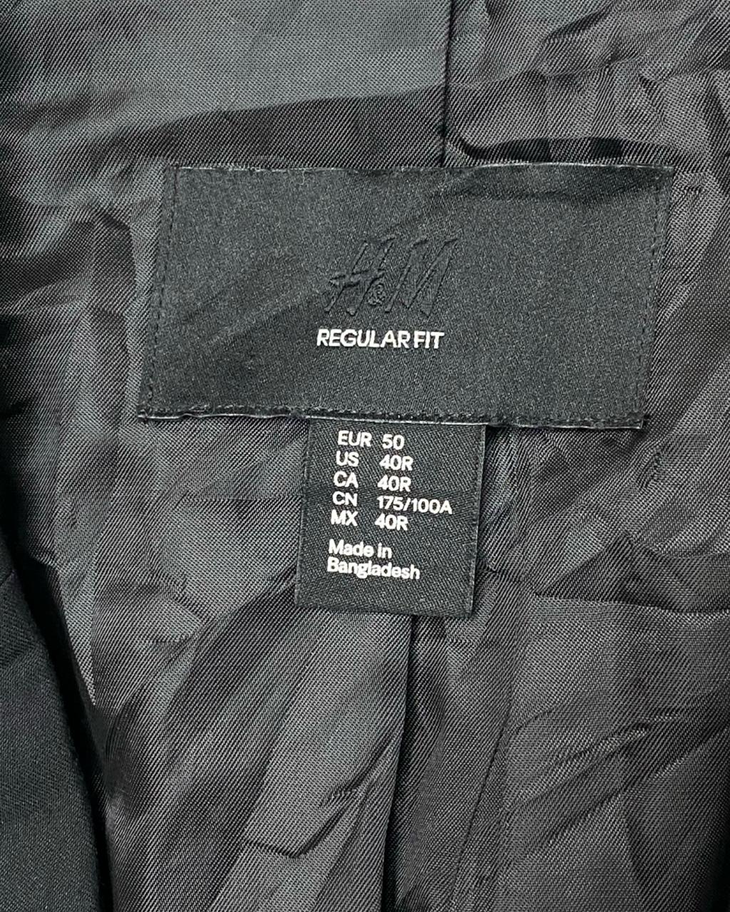 H&M Classic Black Blazer | Regular Fit | Size Medium (EUR 50 / US 40R) | Chest 21"