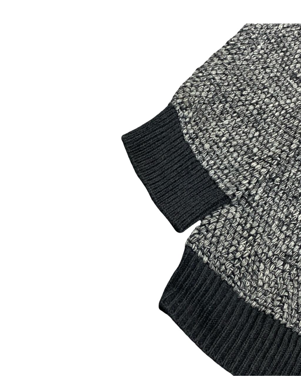 GAP Textured Black & White Cotton Sweater | Size Medium | Chest 22”