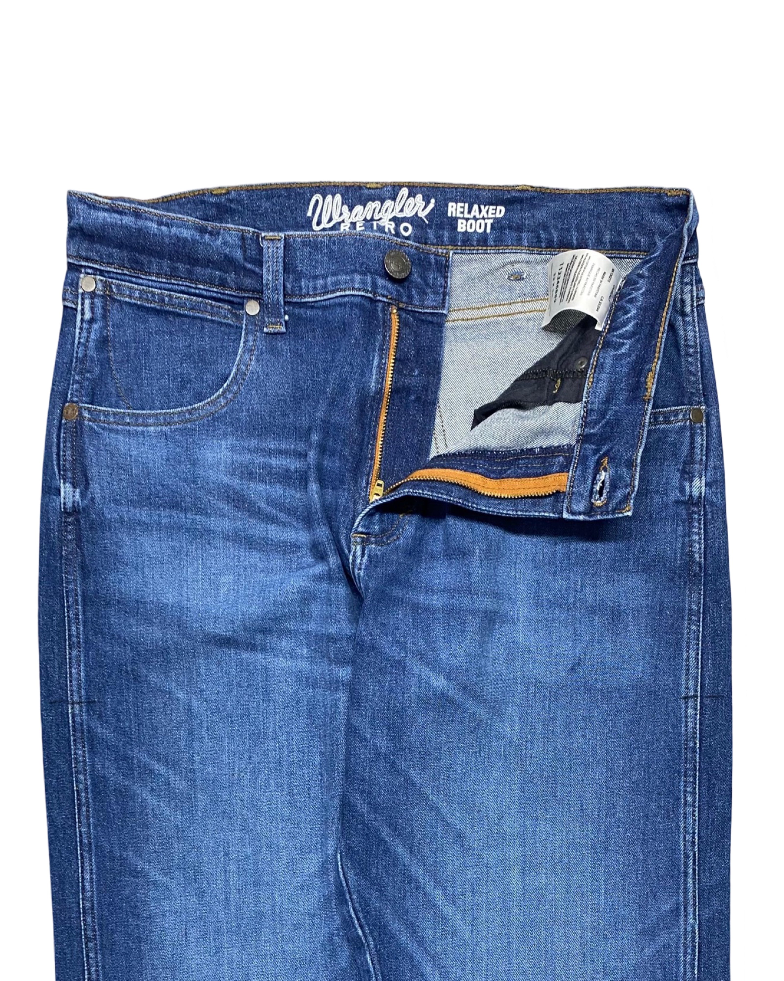 Wrangler Retro Relaxed Boot Jeans – Western Americana Classic | Waist 32” | Length 47.5”